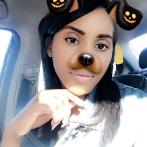 Meet your Posher, Ashley